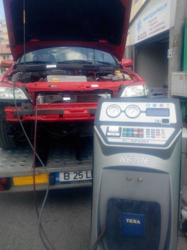 Incarcare cu freon R134a